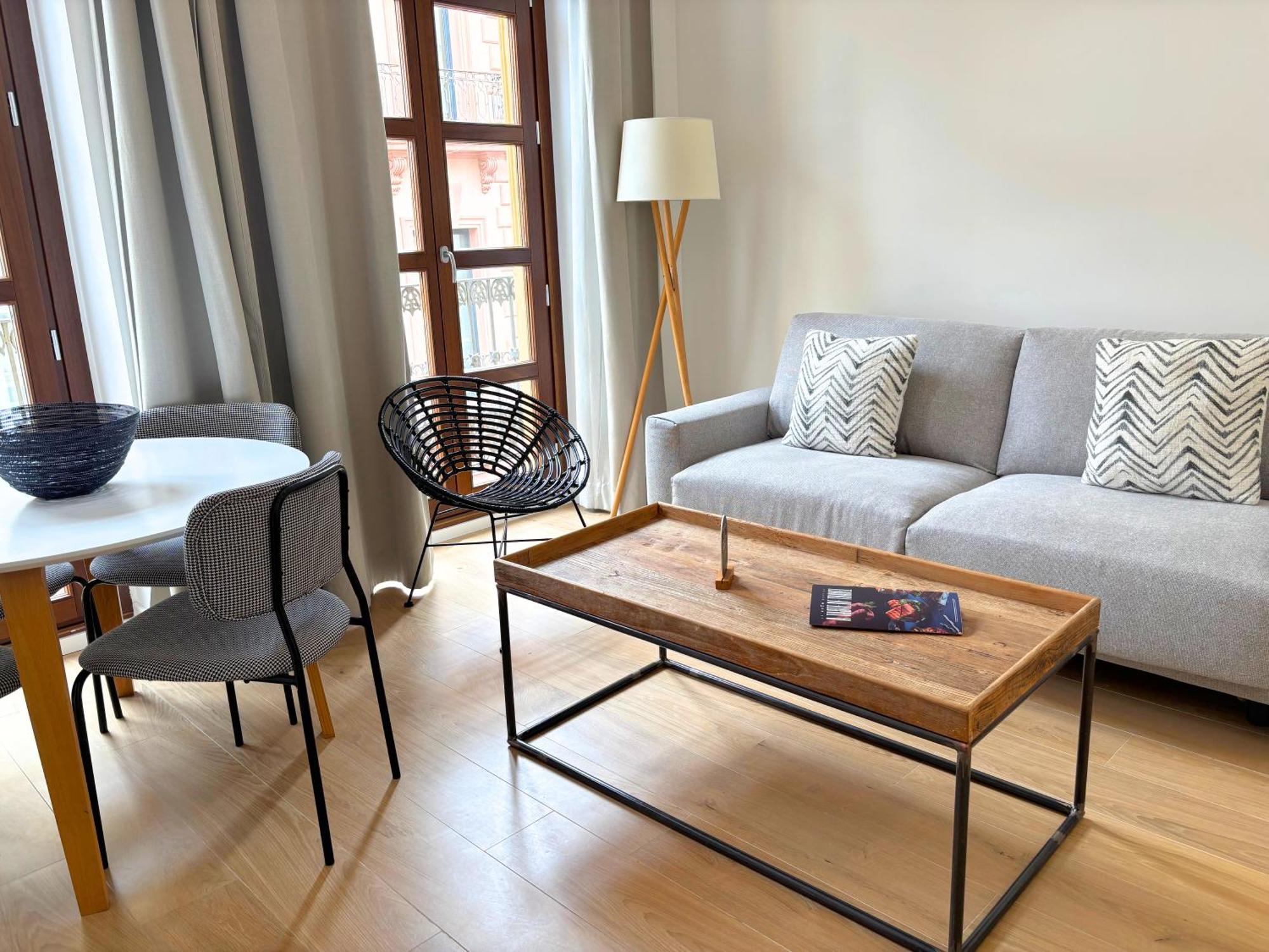 Apartamentos Core Suite Sevilla Exterior photo
